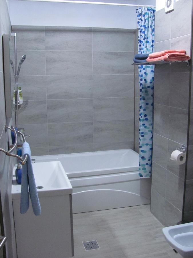 Năvodari Apartamente Azzurro On The Beach מראה חיצוני תמונה